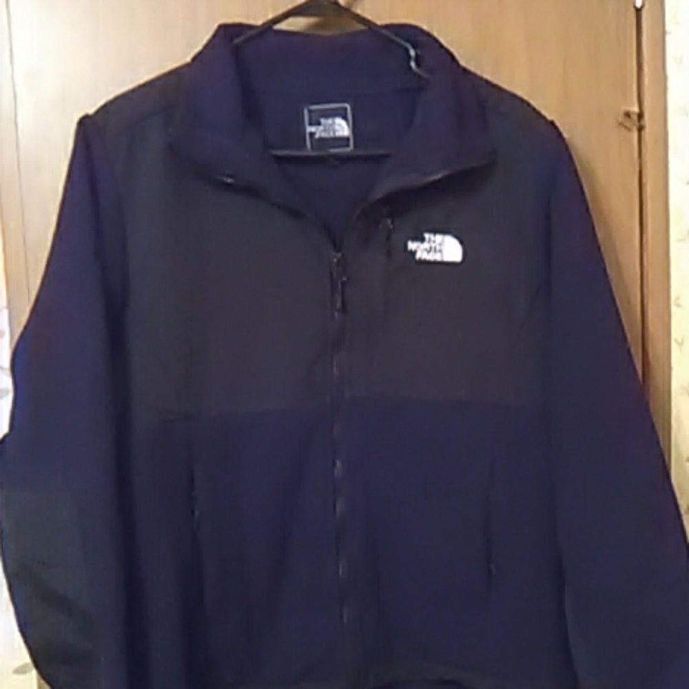 Ladies North Face fleece and nylon zip-up jacket